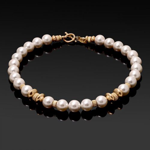 White seashell pearls